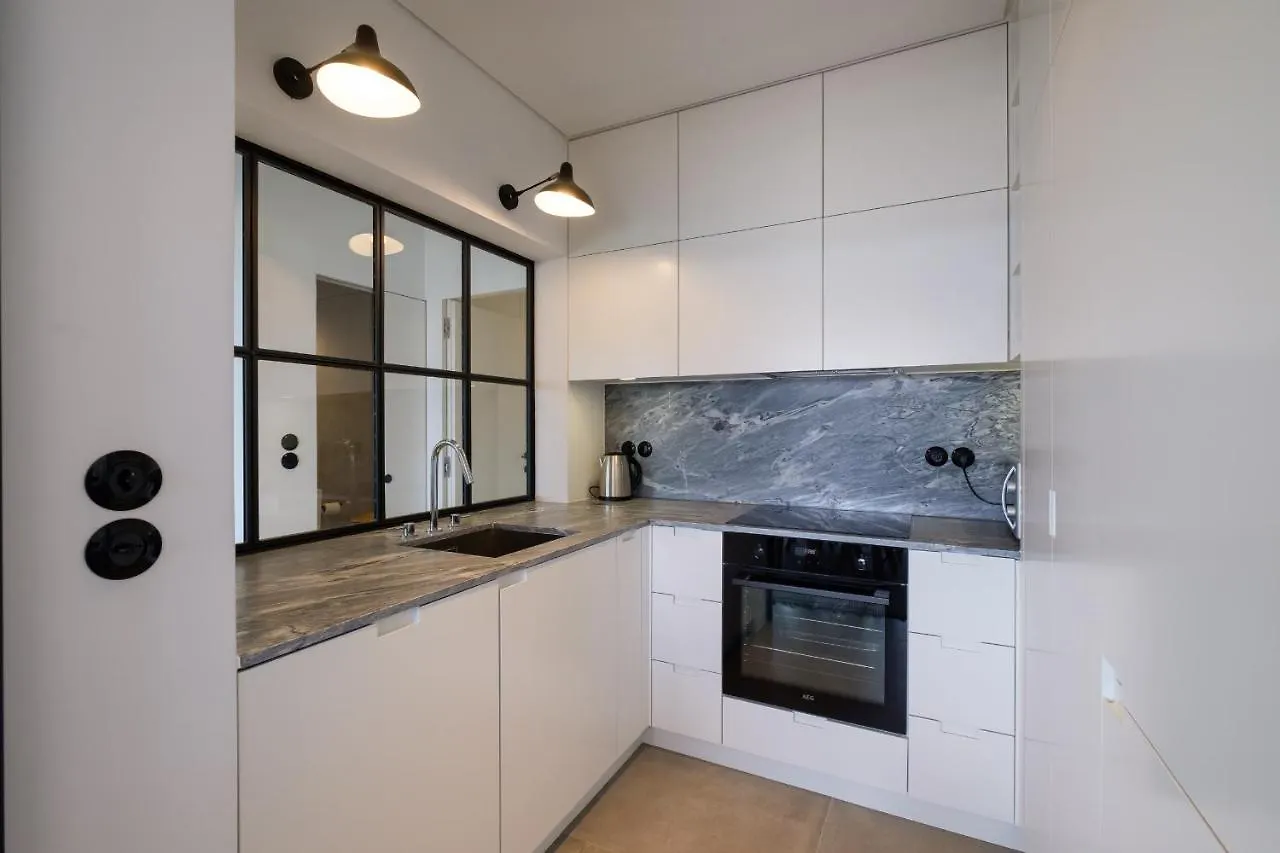 Nomad'S 2Bed Riverside Lisbon Apartment